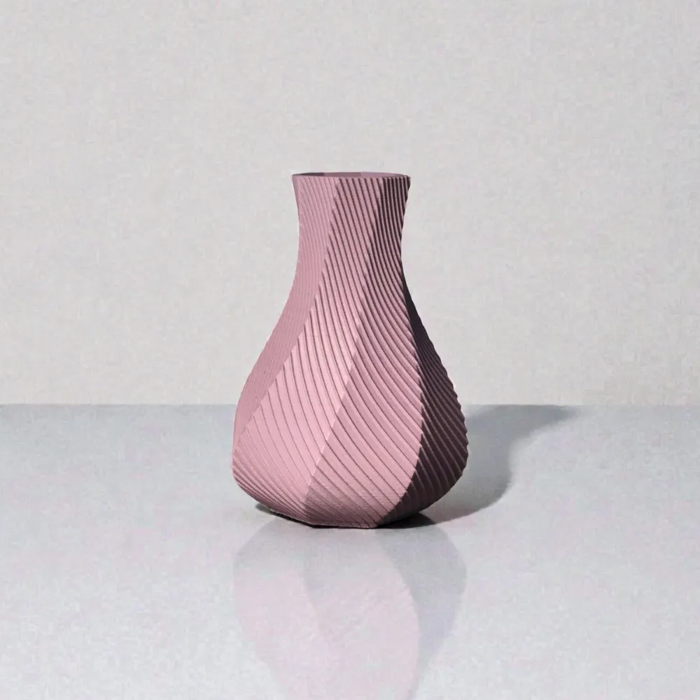 Vase Twisty curve
