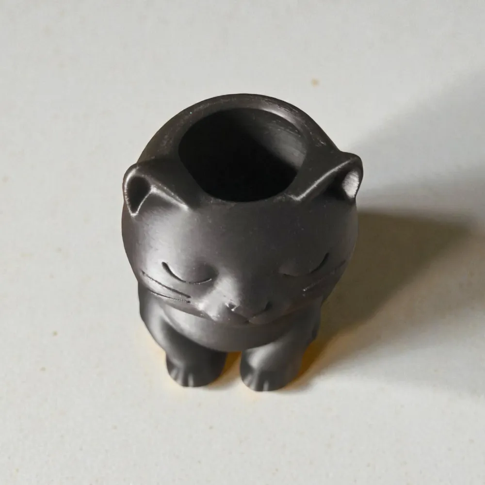 Vase, pot à plantes, pot à crayons